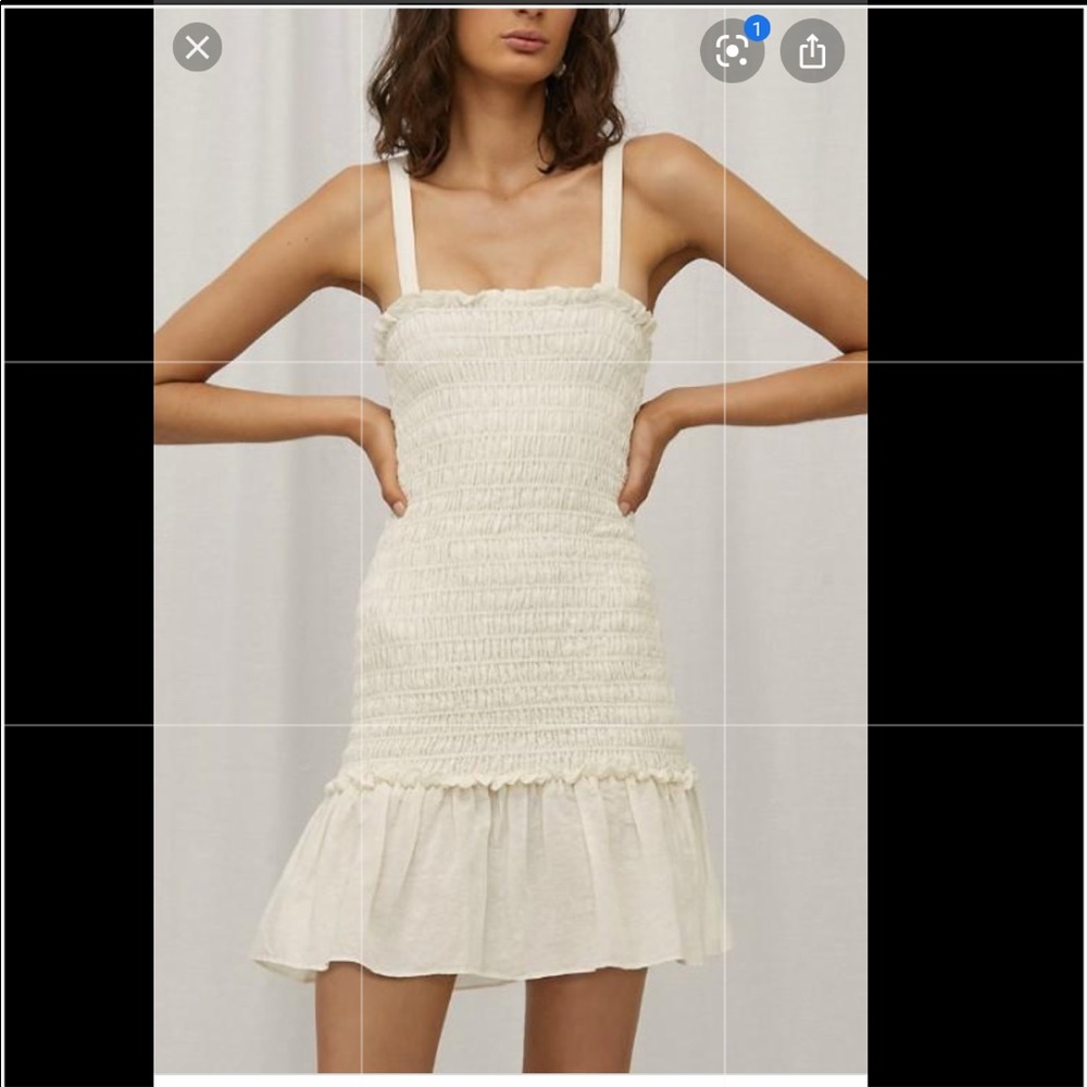 💥CLEARANCE!!💥 NWT Samba Shirred Strappy mini blanc